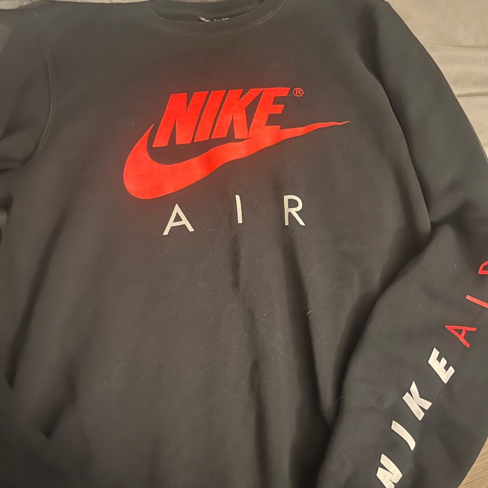 Nike sweatshirt